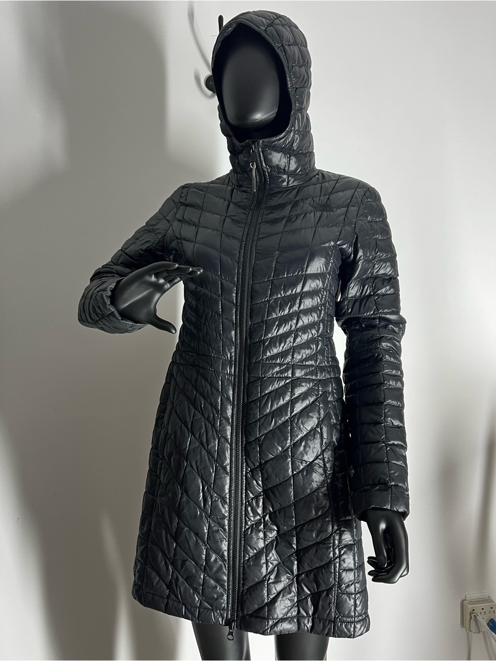The North Face Women's Black Thermoball Quilted Hooded Puffer Coat